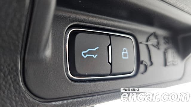 Ford Explorer 6세대 2.3 Limited 4WD, 2020 17