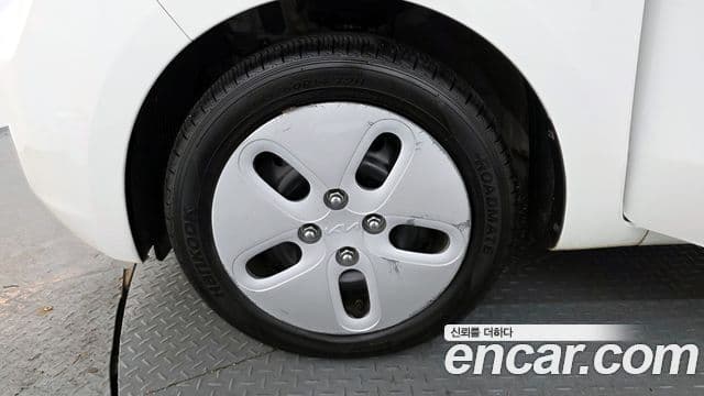 Kia The / новый New Ray Standard, 2022 все фото