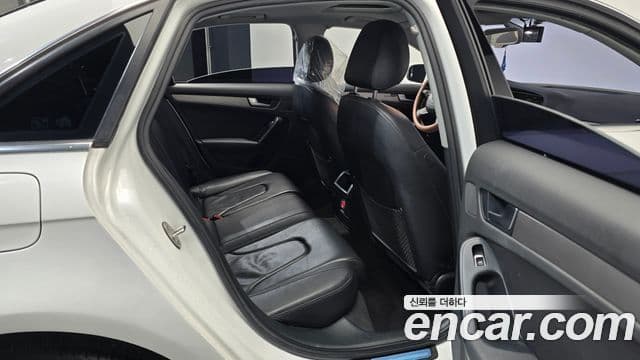 Audi New A4 B8, 2014 12