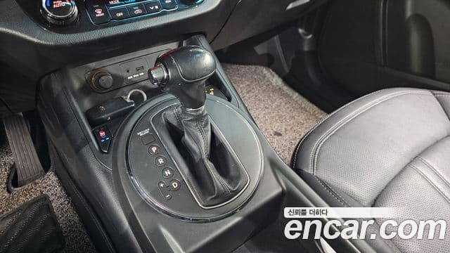 Kia Sportage R топовая версия, 2011 9