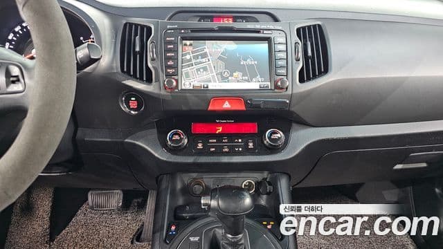 Kia Sportage R топовая версия, 2011 15