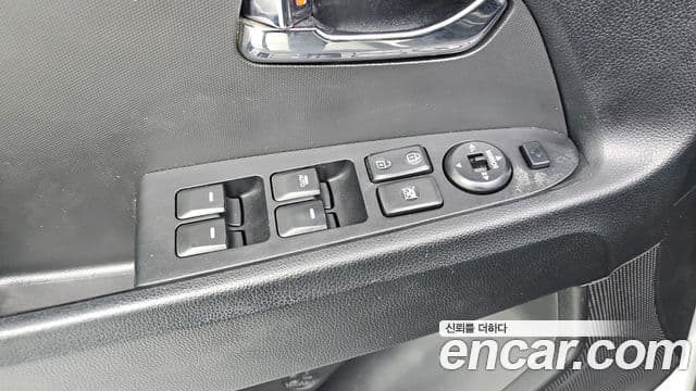 Kia Sportage R топовая версия, 2011 18