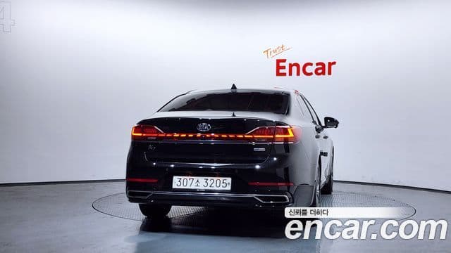 Kia K7 Premier гибрид Signature, 2020 4