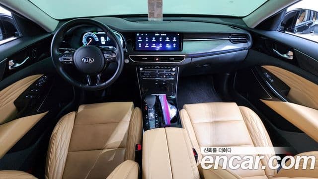 Kia K7 Premier гибрид Signature, 2020 7