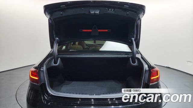 Kia K7 Premier гибрид Signature, 2020 20