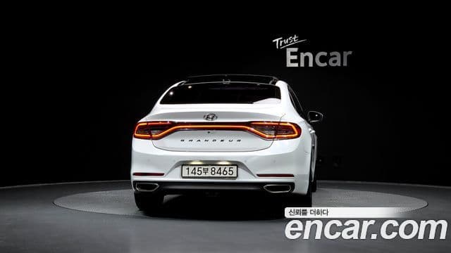 Hyundai Grandeur IG 3.0 LPi Modern (арендный автомобиль), 2019 4