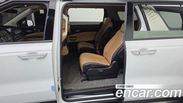 Kia Carnival 4세대 Signature, 2023 11