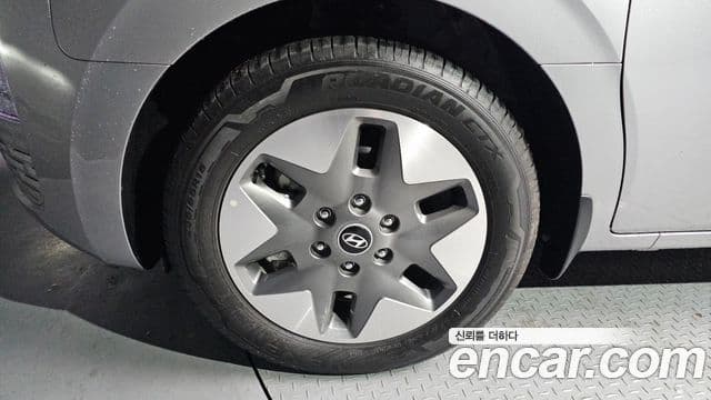 Hyundai Staria Modern, 2025 все фото