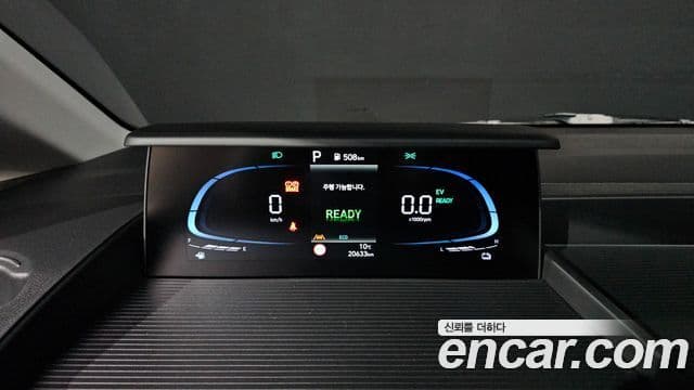 Hyundai Staria Modern, 2025 8