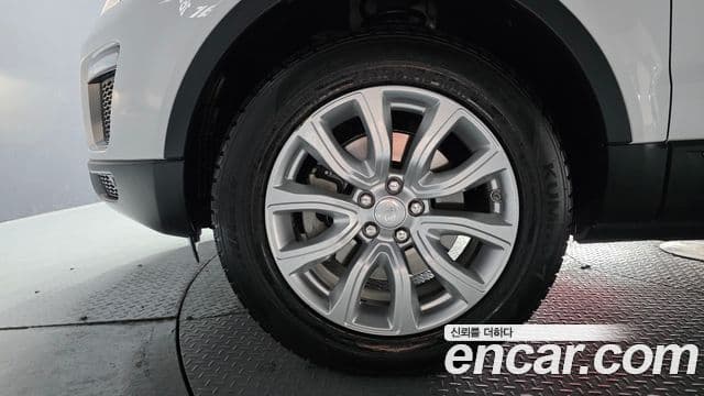 Land Rover Range Rover Evoque 2.0 TD4 SE, 2018 все фото