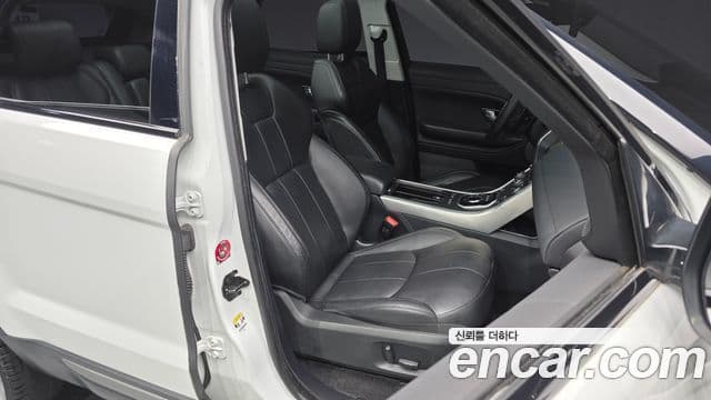 Land Rover Range Rover Evoque 2.0 TD4 SE, 2018 10