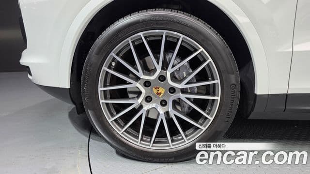 Porsche Cayenne (PO536), 2022 все фото