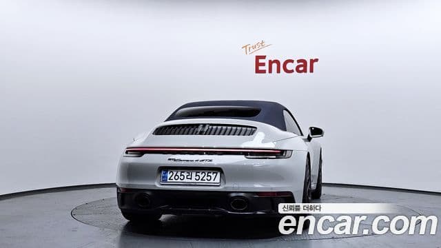 Porsche 911 (992) Carrera 4 GTS кабриолет, 2023 4