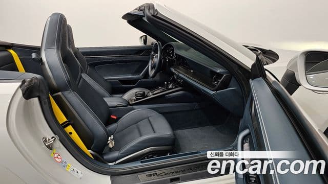 Porsche 911 (992) Carrera 4 GTS кабриолет, 2023 11