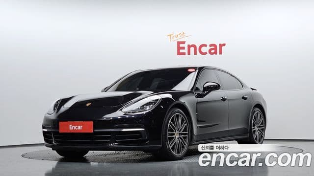 Porsche Panamera (971), 2018 1