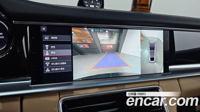 Porsche Panamera (971), 2018 15