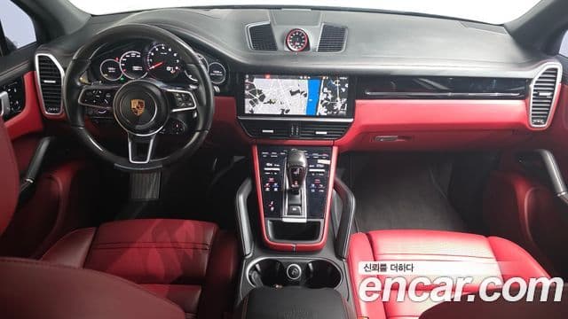 Porsche Cayenne (PO536), 2020 7