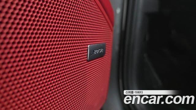 Porsche Cayenne (PO536), 2020 19