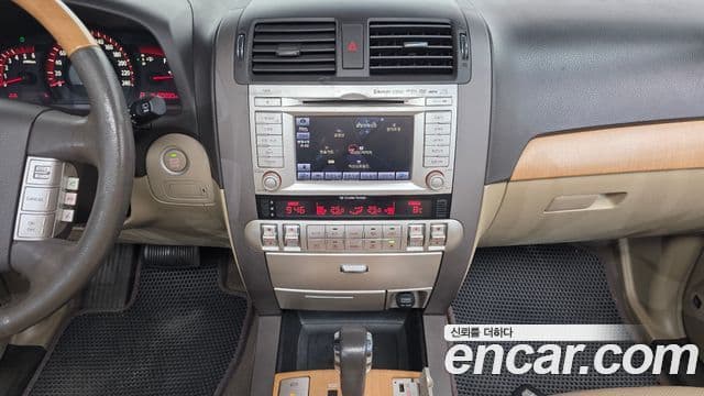 Kia Mohave 4WD KV300, 2012 16