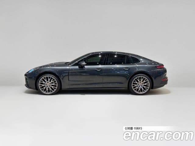 Porsche Panamera (976)