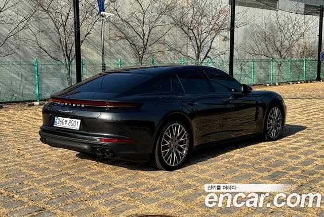 Porsche Panamera (976), 2024 7