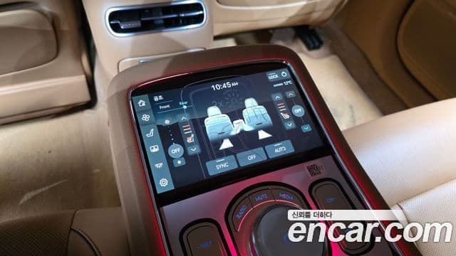 Genesis G90 (RS4) бензин 3.5 турбо AWD, 2022 19