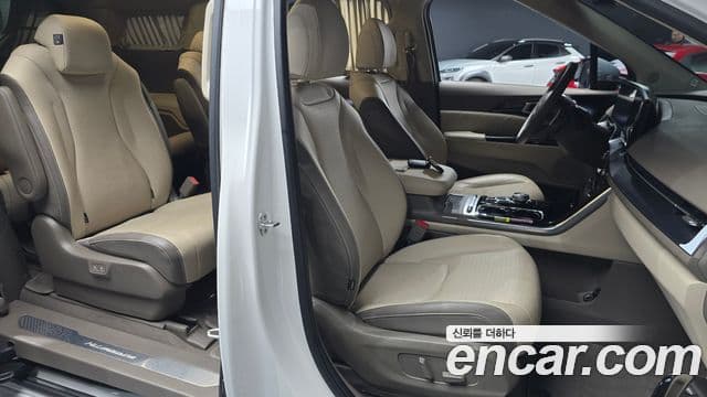 Kia Carnival 4세대 Signature, 2023 10