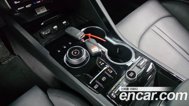 Kia K5 гибрид 3세대 Noblesse, 2023 9