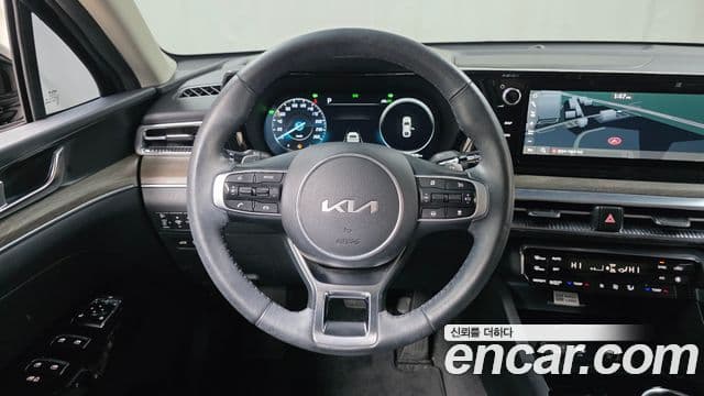 Kia K5 гибрид 3세대 Noblesse, 2023 13