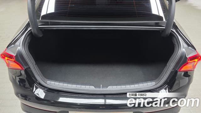 Kia K5 гибрид 3세대 Noblesse, 2023 20