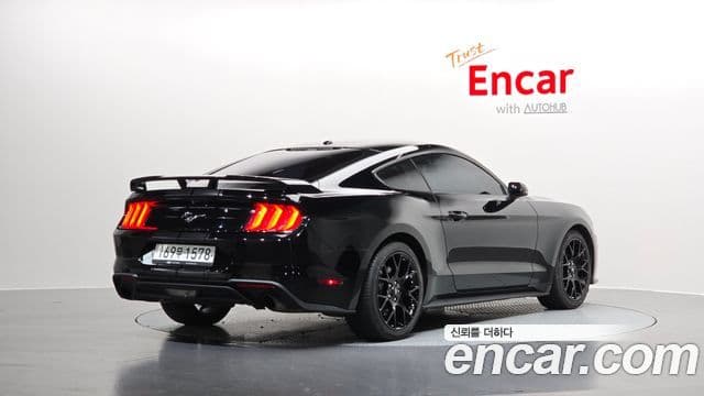 Ford Mustang купе, 2019 2