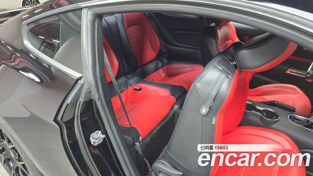 Ford Mustang купе, 2019 12