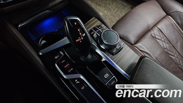 BMW 5시리즈 (G30) 530i xDrive M Sport Plus, 2018 9