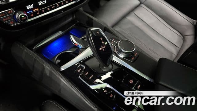 BMW 5시리즈 (G30) 520i M Sport, 2023 9
