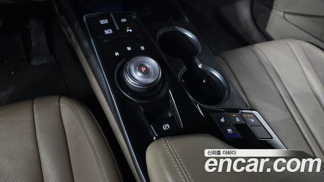 Kia K8 гибрид Noblesse Light, 2022 9