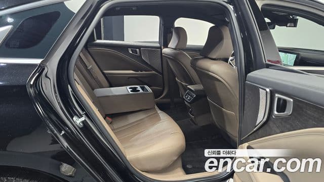 Kia K8 гибрид Noblesse Light, 2022 12