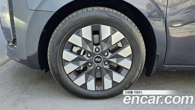 Hyundai Staria Inspiration, 2022 все фото