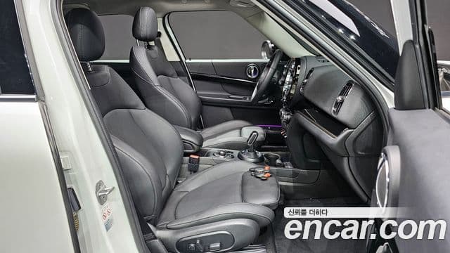 Mini Cooper Countryman 2세대, 2024 10