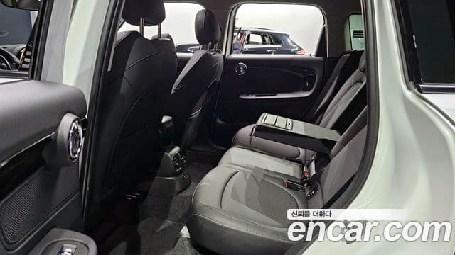 Mini Cooper Countryman 2세대, 2024 12