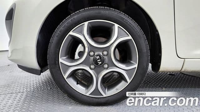 Kia All New Morning Luxury, 2013 все фото