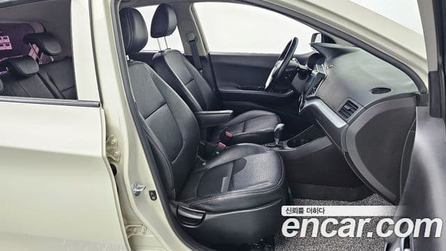 Kia All New Morning Luxury, 2013 12