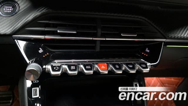 Peugeot e-208 2세대 GT Line, 2021 16