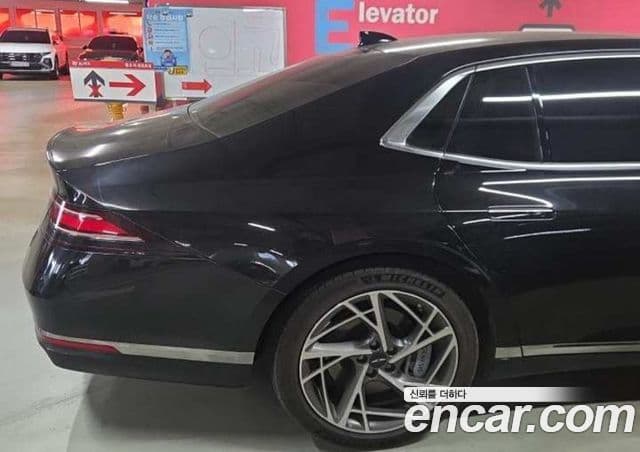 Genesis G90 (RS4) бензин 3.5 турбо AWD, 2023 6