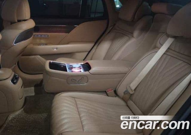 Genesis G90 (RS4) бензин 3.5 турбо AWD, 2023 11