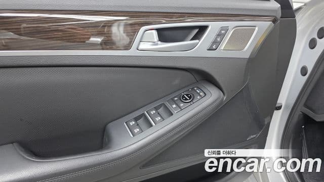 Genesis G80 Premium Luxury, 2017 17