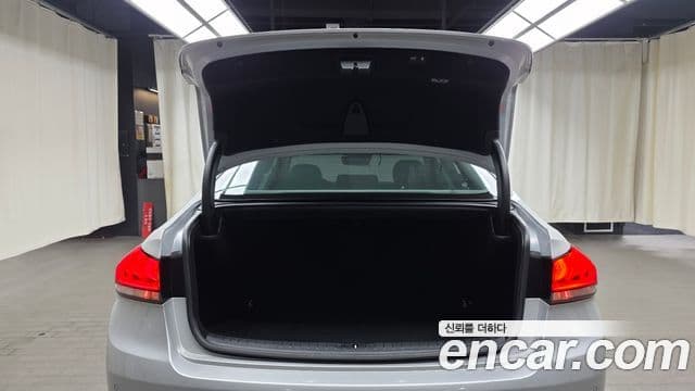 Genesis G80 Premium Luxury, 2017 20