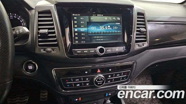 KG모빌리티(SsangYong) The / новый New Rexton Sport 칸 Prestige, 2021 17