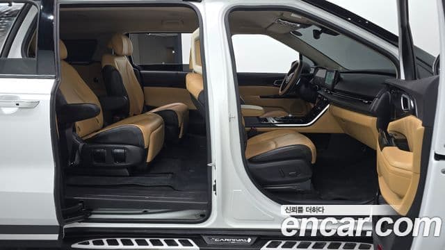 Kia Carnival 4세대 Signature, 2023 11