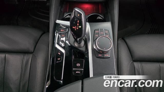 BMW 5시리즈 (G30) 520i M Sport, 2023 9