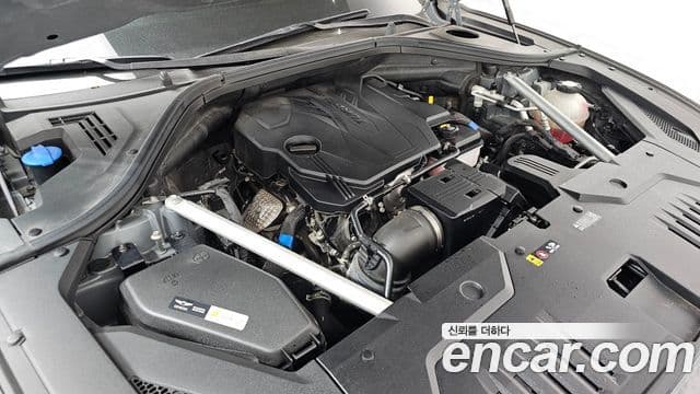 Genesis GV70, 2022 6